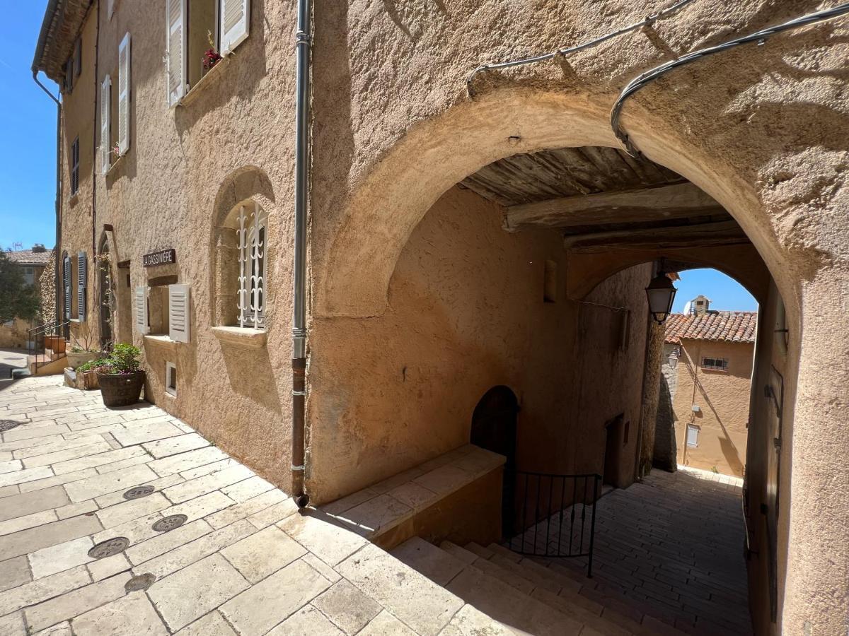 La Gassiniere Bed & Breakfast Bagian luar foto